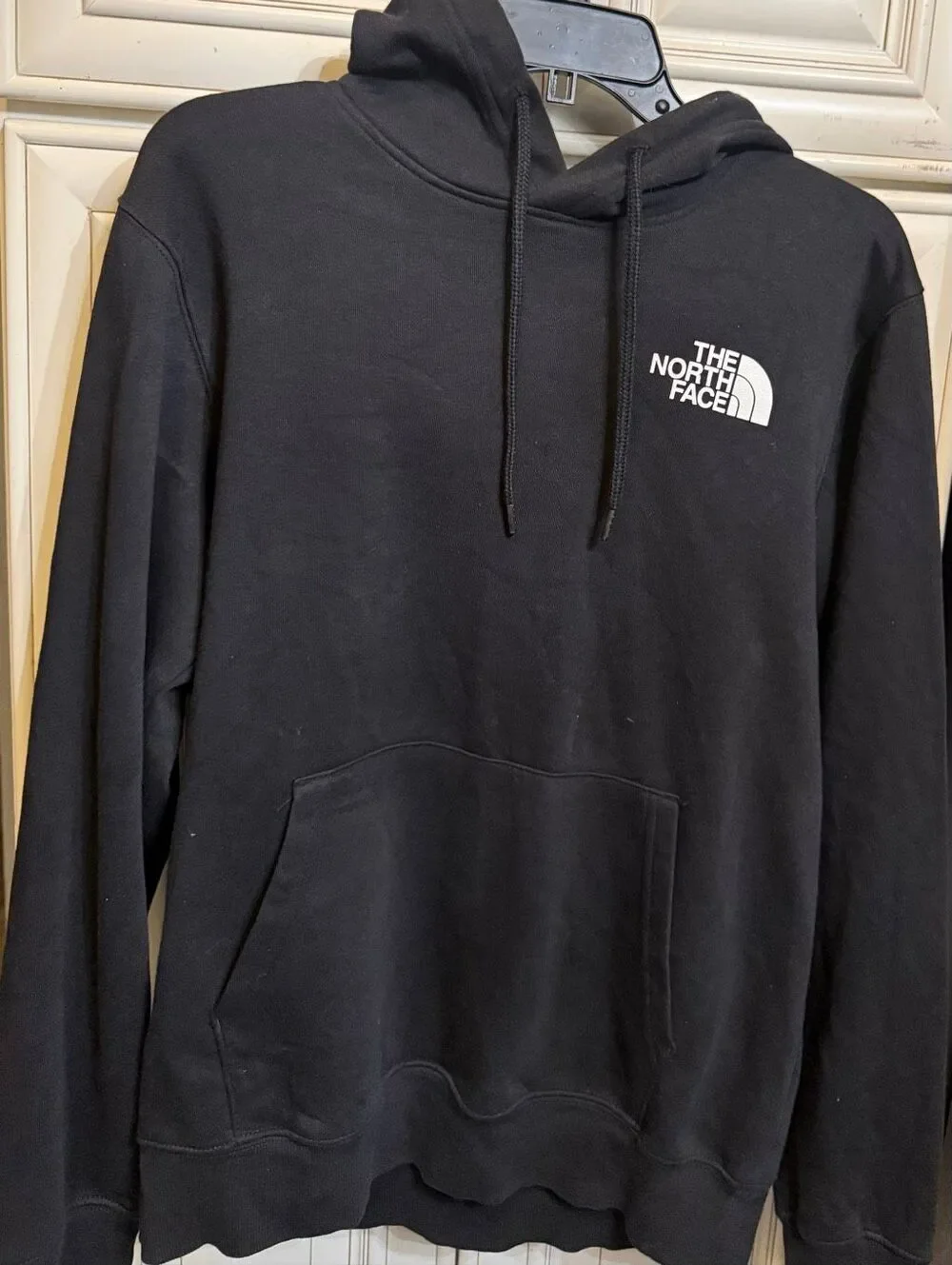 The North Face Men's Never Stop Exploring Evolution Box NSE Hoodie Black Medium